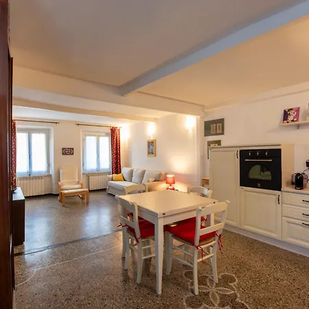 Acquario A 5 Min - Jacuzzi E Vista Sui Vicoli Appartamento