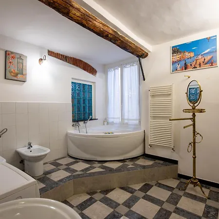 Apartamento Acquario A 5 Min - Jacuzzi E Vista Sui Vicoli Génova